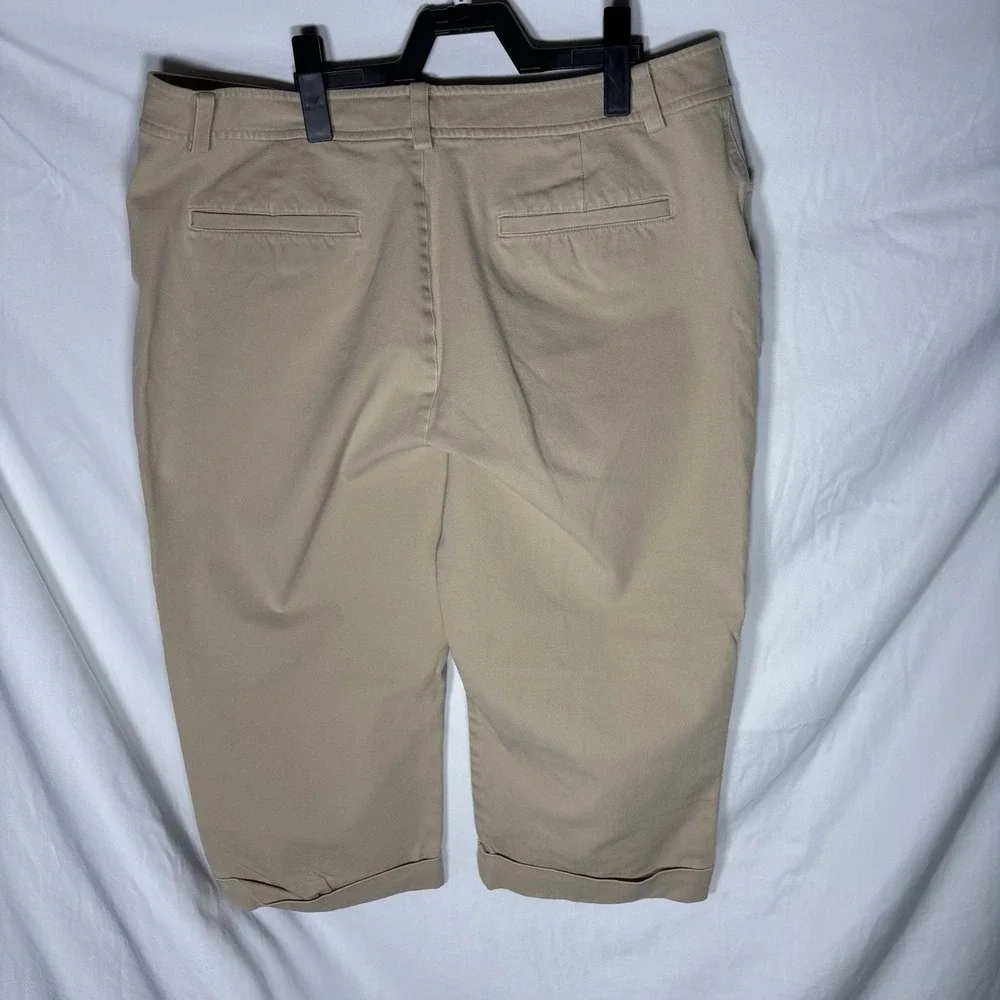 LRL Lauren Jeans Co Women's Khaki Tan Capri Pants Classic Mid‎ Calf Size 14